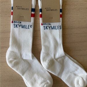 Delta Skymiles White Crew Socks